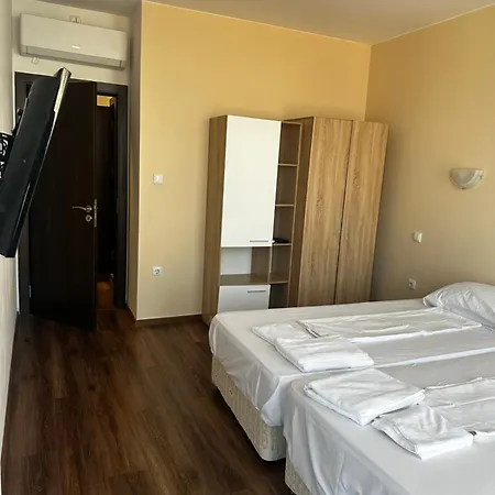 Steya Center * Βάρνα